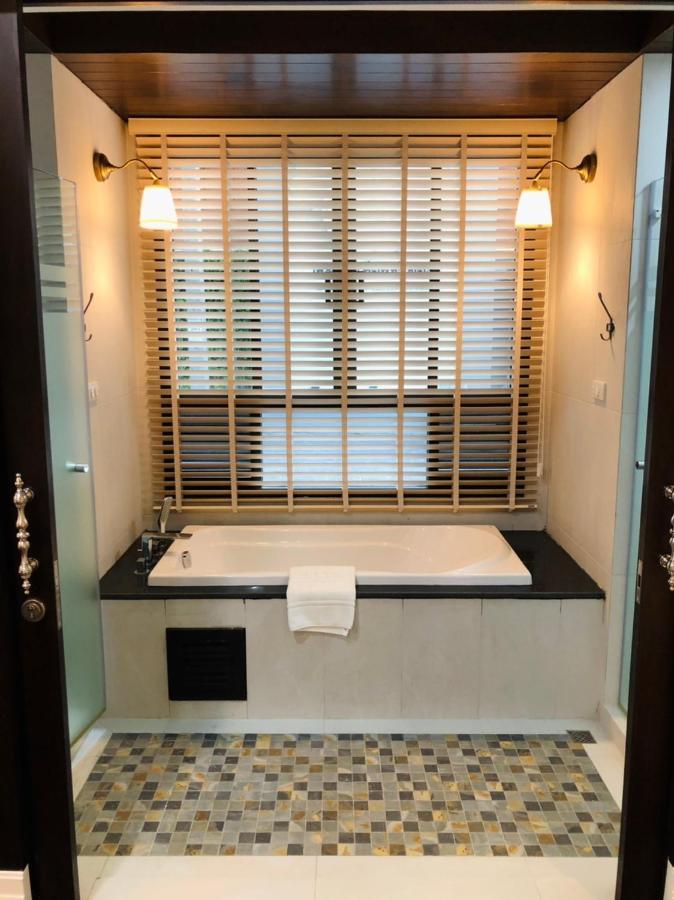 Huern Kan Thong Hotel Фрае Екстериор снимка